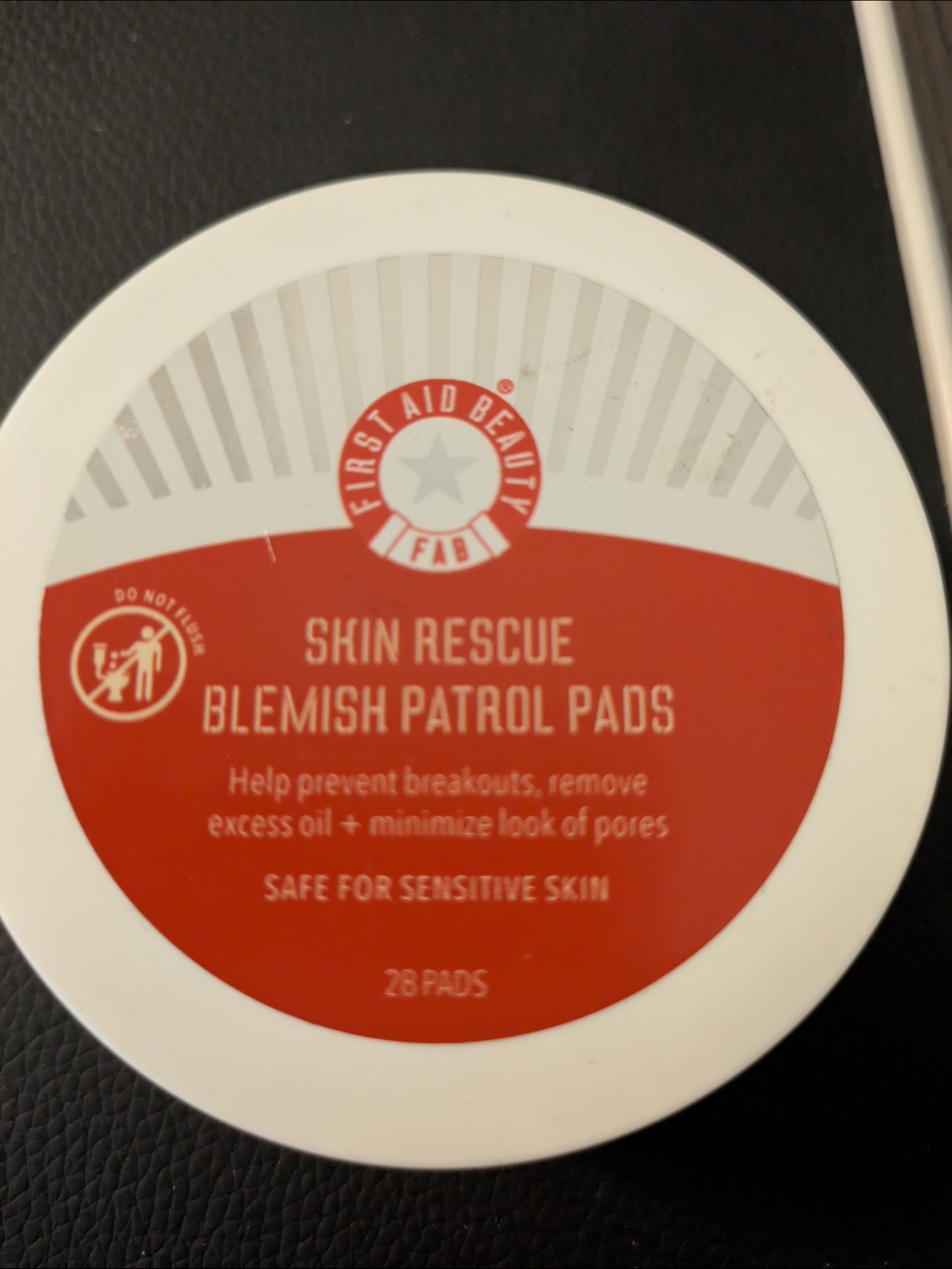 First Aid Beauty Skin Rescue Blemish Patrol Pads - 28 Ct